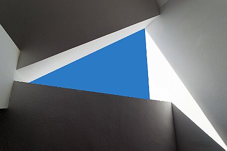 Licht & Schatten | Blue and White two null