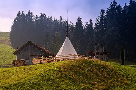 Tipi-Romoos null