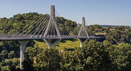 Poya Brücke Freiburg null