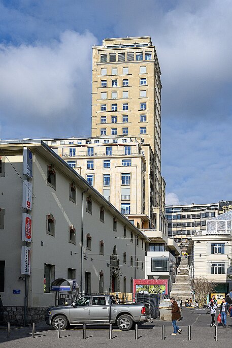 Lausanne Flon null