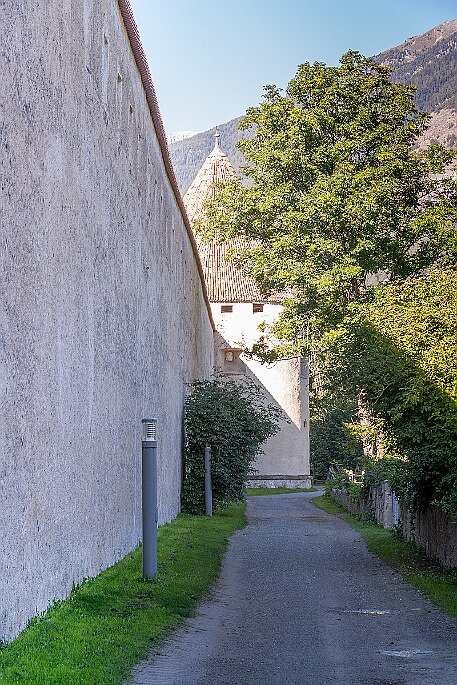 Glurns null