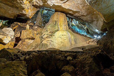 Die Grotten von Réclère im Jura null